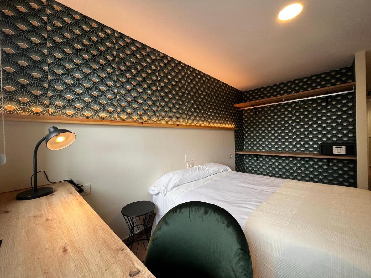 קולרדו Hostal La Poetisa - Auto Check-In מראה חיצוני תמונה
